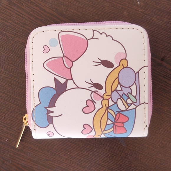 Disney Wallet #1 - Picture 1 of 3